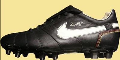 Nike Ronaldinho 10